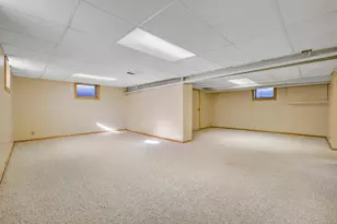 725 Pontiac Pl, Mendota Heights, MN 55120 - Photo 26