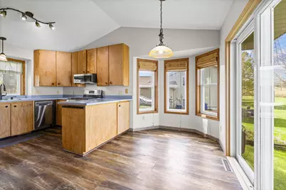 12484 Independence Avenue, Savage, MN 55378 - Photo 4