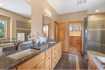 21115 Ridgewood Trail, Lakeville, MN 55044 - Photo 22