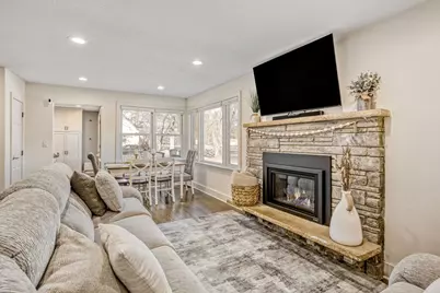 1566 Highway 96 E, White Bear Lake, MN 55110 - Photo 8