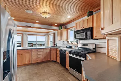 2358 Crest Way, Rush City, MN 55069 - Photo 28