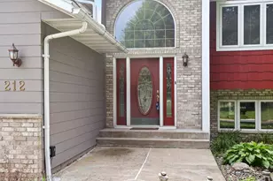 212 Greenbriar Ln, Buffalo, MN 55313 - Photo 2