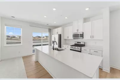 10534 Harbor Lane N, Maple Grove, MN 55369 - Photo 2