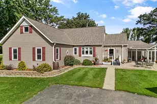 11462 Hwy 15, Brownton, MN 55312 - Photo 1