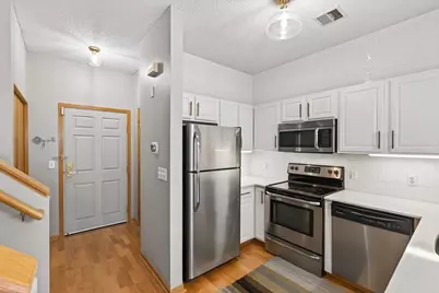 600 N 2nd Street #112, Minneapolis, MN 55401 - Photo 8