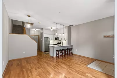 600 N 2nd Street #112, Minneapolis, MN 55401 - Photo 4