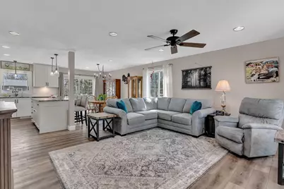 409 Boulder Street SW, Hutchinson, MN 55350 - Photo 10