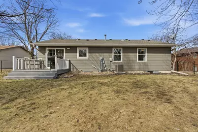 409 Boulder Street SW, Hutchinson, MN 55350 - Photo 6