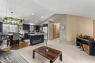 10924 Fox Hollow Ln N, Champlin, MN 55316 - Photo 2