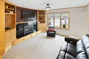 13940 90th Pl N, Maple Grove, MN 55369 - Photo 10