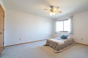 5425 Orleans Ln N, Plymouth, MN 55442 - Photo 20