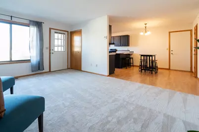 5425 Orleans Lane N #6, Plymouth, MN 55442 - Photo 2