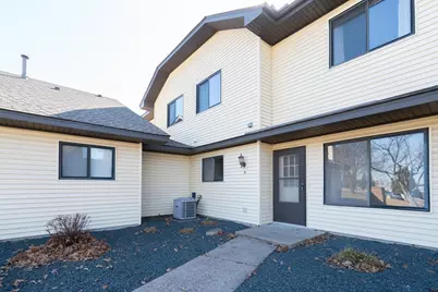 5425 Orleans Lane N #6, Plymouth, MN 55442 - Photo 4