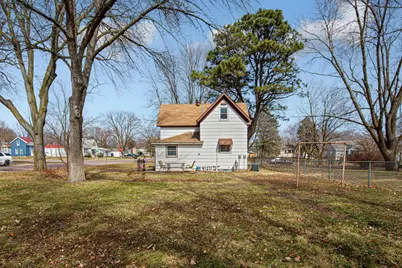 326 Jefferson Street, Saint Peter, MN 56082 - Photo 20