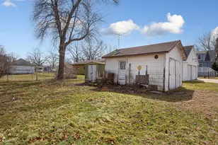 326 Jefferson St, Saint Peter, MN 56082 - Photo 22