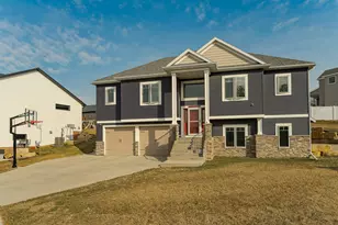 2667 Century Pne Ln NE, Rochester, MN 55906 - Photo 2