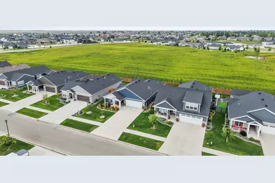 818 Rania Way W, West Fargo, ND 58078 - Photo 42