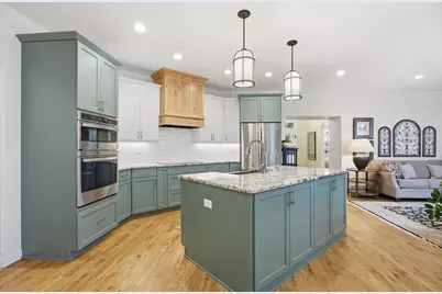 818 Rania Way W, West Fargo, ND 58078 - Photo 10