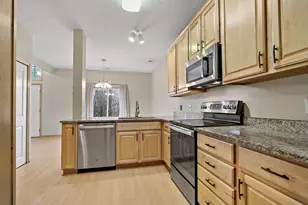 18308 Key W Ct, Lakeville, MN 55044 - Photo 16