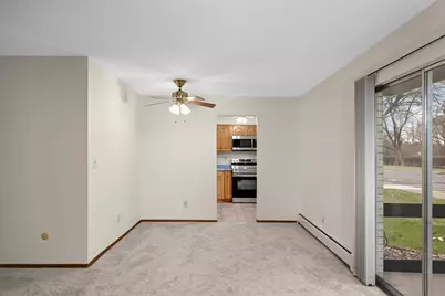 2710 Dale Street N #B-116, Roseville, MN 55113 - Photo 10