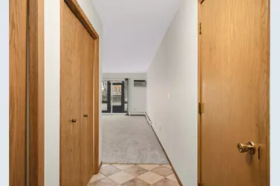 2710 Dale Street N #B-116, Roseville, MN 55113 - Photo 4