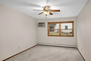 2710 Dale St N, Roseville, MN 55113 - Photo 14