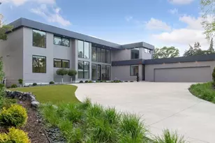 1225 Shoreline Dr, Wayzata, MN 55391 - Photo 2