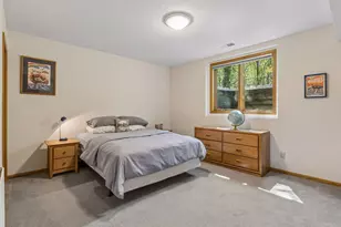 2521 Abbey Hill Dr, Minnetonka, MN 55305 - Photo 42