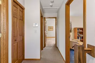 2521 Abbey Hill Dr, Minnetonka, MN 55305 - Photo 30