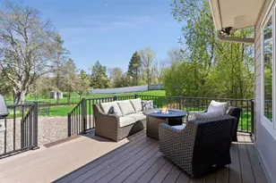 2521 Abbey Hill Dr, Minnetonka, MN 55305 - Photo 20