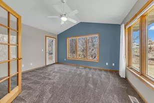 10408 Eagle Pointe Trail, Woodbury, MN 55129 - Photo 18