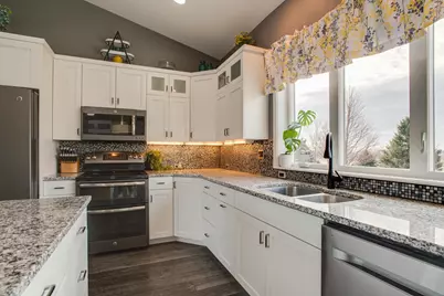 657 Westminster Drive, Moorhead, MN 56560 - Photo 18