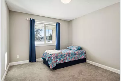 10105 Ewing Lane N, Brooklyn Park, MN 55443 - Photo 12