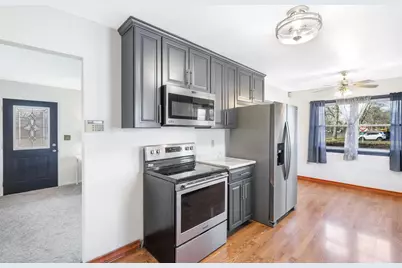 703 Mississippi Street NE, Fridley, MN 55432 - Photo 4