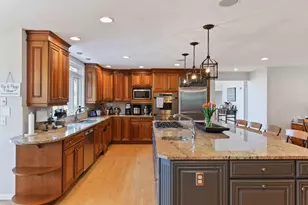 5816 Northwood Dr, Edina, MN 55436 - Photo 14