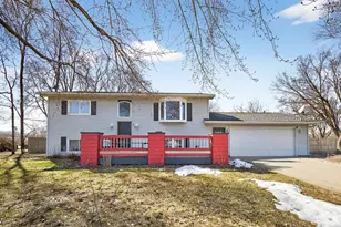 306 Parkview Curv, Zumbrota, MN 55992 - Photo 1