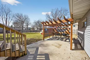 306 Parkview Curv, Zumbrota, MN 55992 - Photo 8