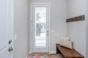 5029 Hankerson Ave, Edina, MN 55436 - Photo 16