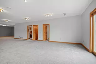 1618 27th St NW, Austin, MN 55912 - Photo 44