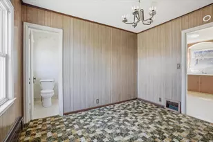 709 Michigan St, Hibbing, MN 55746 - Photo 14