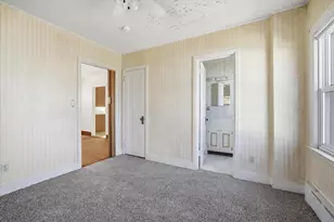 709 Michigan St, Hibbing, MN 55746 - Photo 10