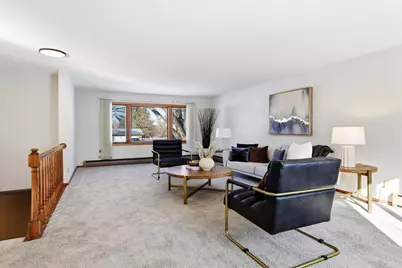 1335 15th Street W, Hastings, MN 55033 - Photo 2