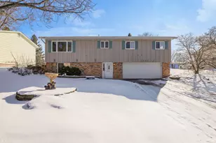 1335 15th St W, Hastings, MN 55033 - Photo 1