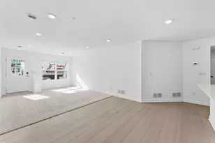 3084 Hemlock St, Little Canada, MN 55117 - Photo 6