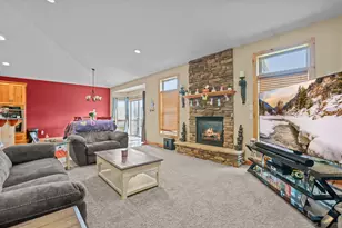 12755 Jamestown St NE, Blaine, MN 55449 - Photo 8