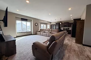 1781 Donavon Dr, Worthington, MN 56187 - Photo 6