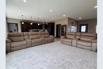 1781 Donavon Drive, Worthington, MN 56187 - Photo 8