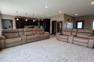 1781 Donavon Dr, Worthington, MN 56187 - Photo 8