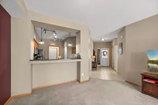 2122 Water Lilly Ln, Eagan, MN 55122 - Photo 10