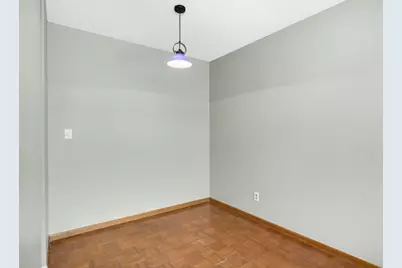 1912 Dupont Avenue S #405, Minneapolis, MN 55403 - Photo 8